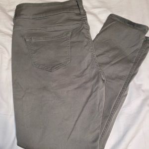 Sage Green Maurice’s Jegging